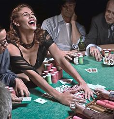 Qiu Qiu live dealer table with tiles and player positions